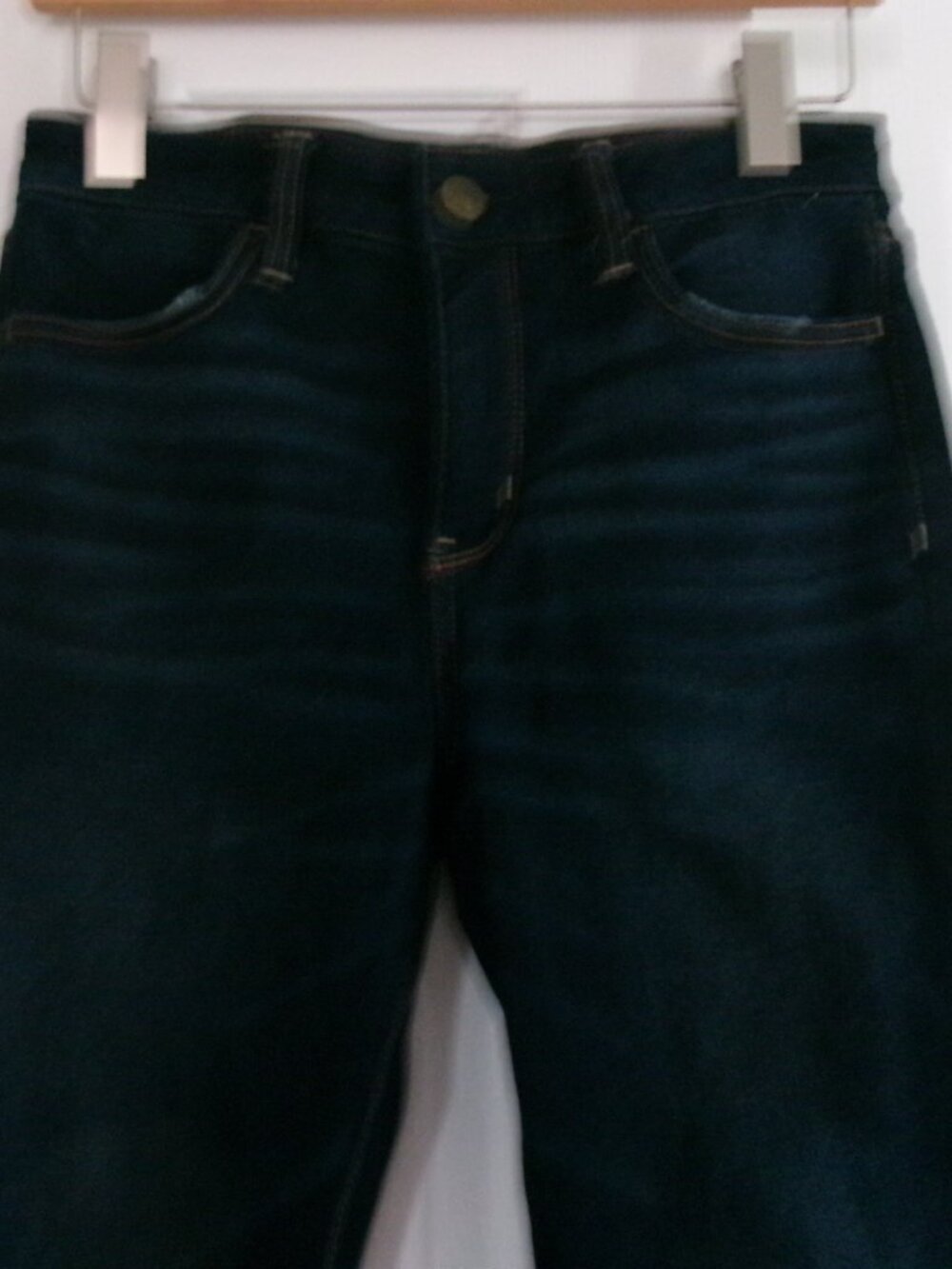 AMERICAN EAGLE HIGH RISE JEANS - Picture 2 of 3